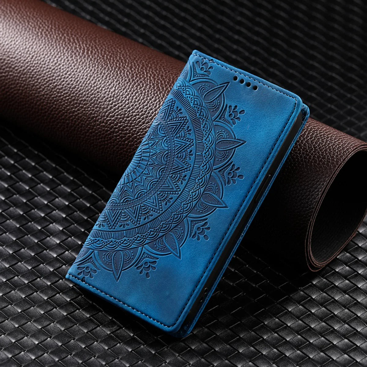 Magnetic Flip Embossed Totem Card Slots Wallet Leather Galaxy Note and S Case - DealJustDeal